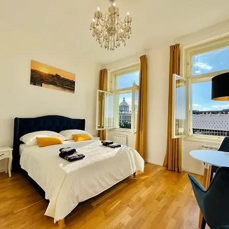 Apartment Royal Historical In Center *